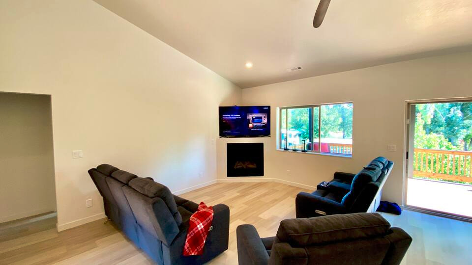 grants pass group vacation homes