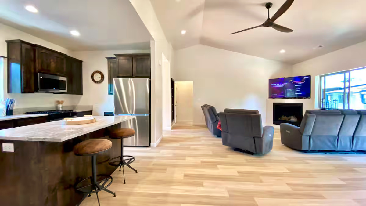 waterfront vacation homes grants pass