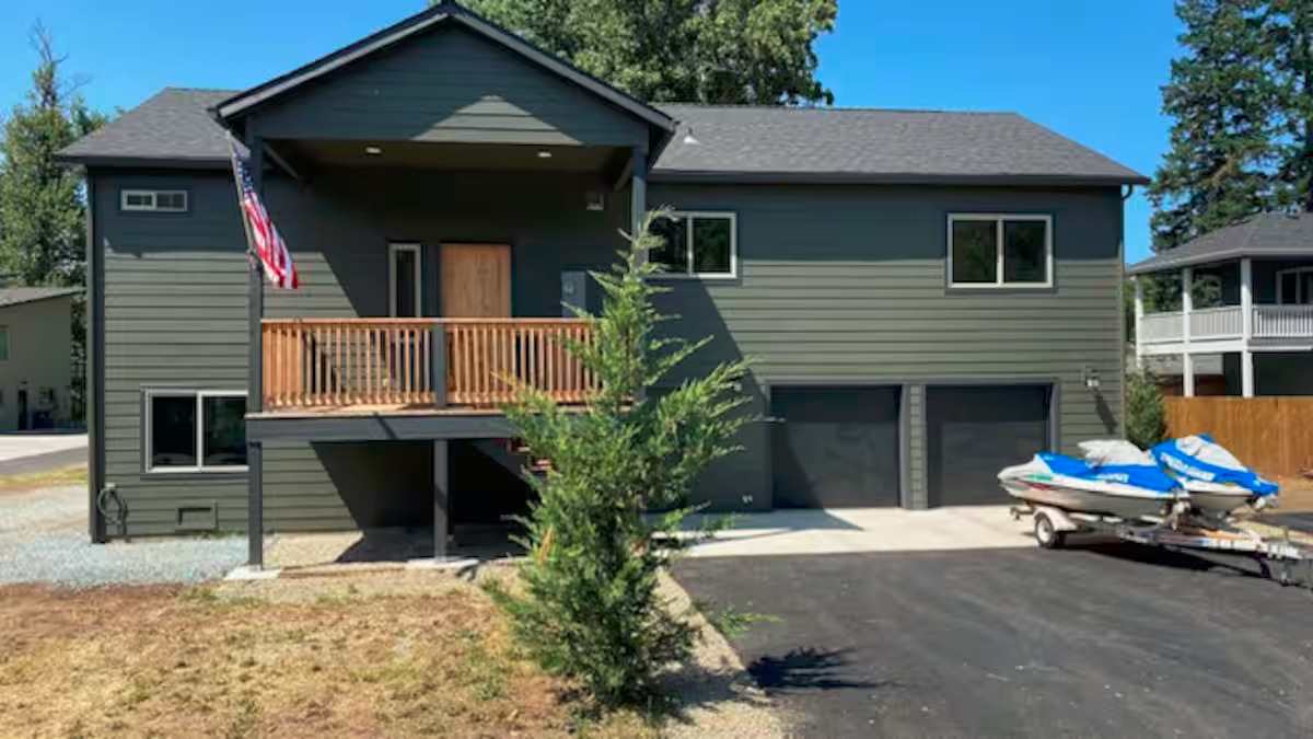 3 bedroom vacation home rentals Grants Pass